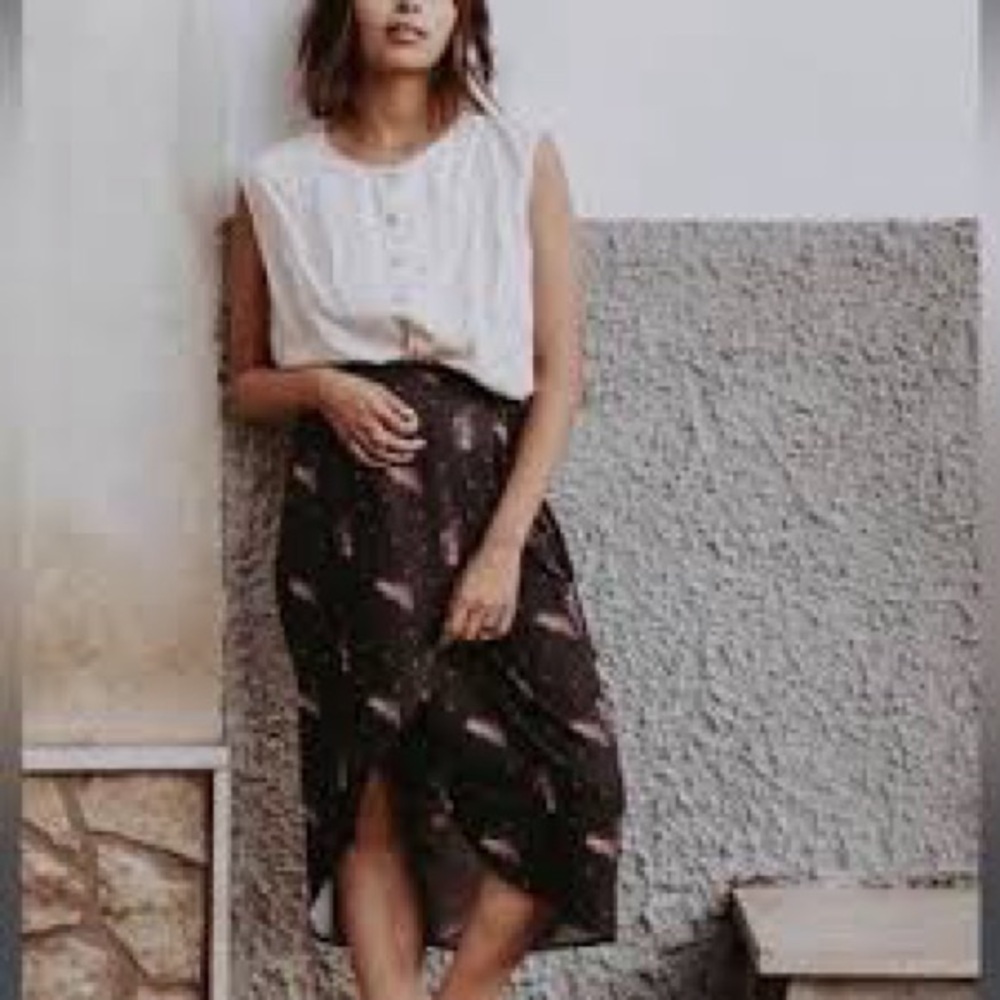 Knot Sisters Floral Wrap Skirt NWT X Small